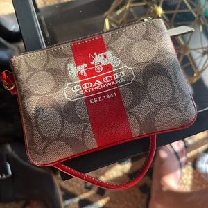 Coach wristlet classic plaid